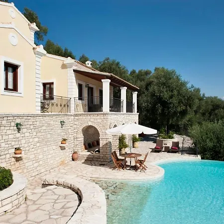 Agios Stefanos Sinion Sleeps 8 Pool Wifi Βίλα *